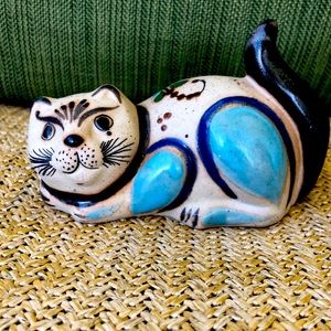 Vintage Mexican Tonala folk art cat figurine